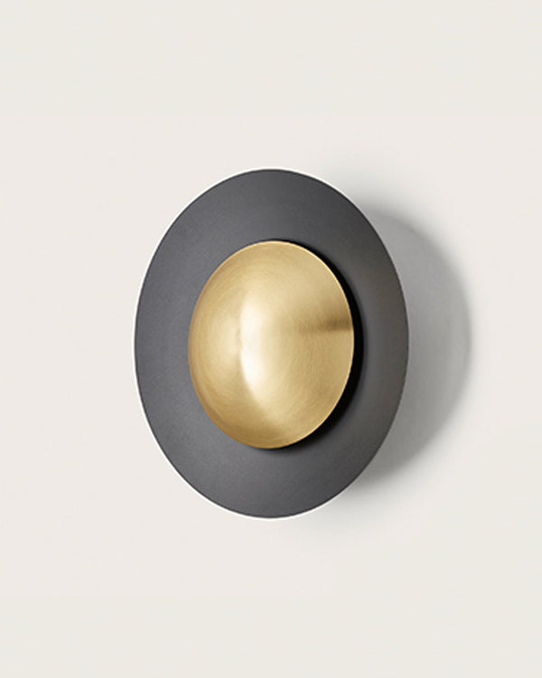 Small / Matte Black/Brass