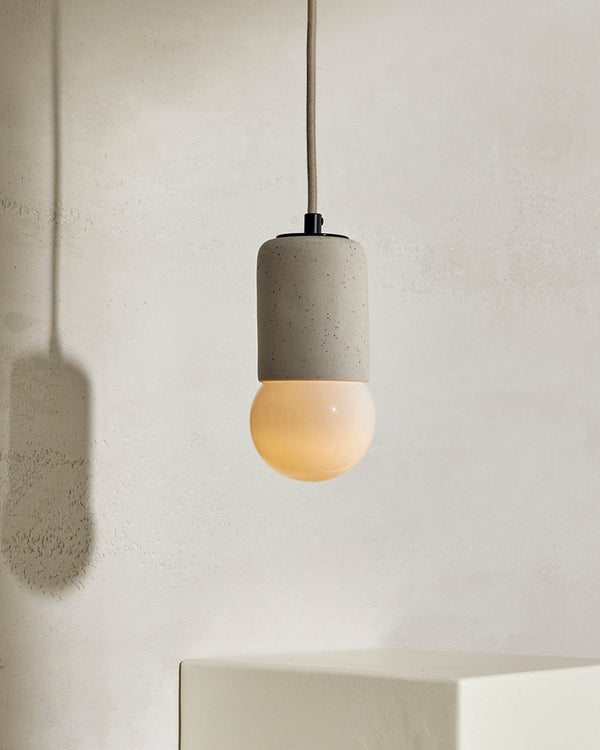 Vanilla Bean / Brass / Opal