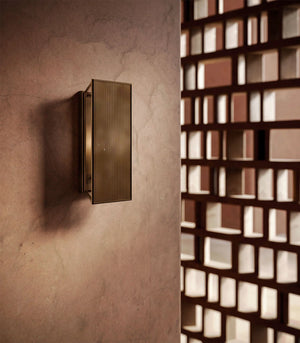 Geometric Mesh Wall Light