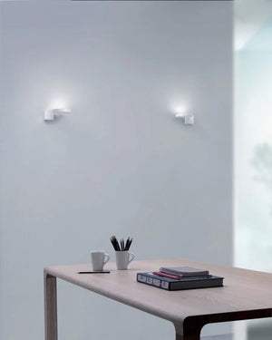 Contemporary Adjustable Rounded Wall Lamp