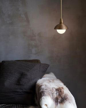 Ribbed Metal Shade Single Pendant Light