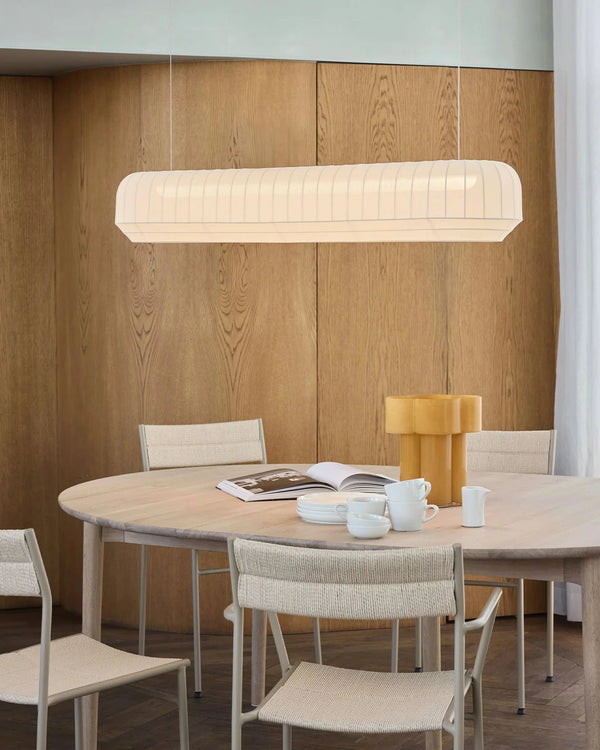 Knitted Stretched Fabric Linear