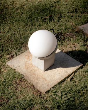 Spherical Recycled Concrete Table Lamp | Nie