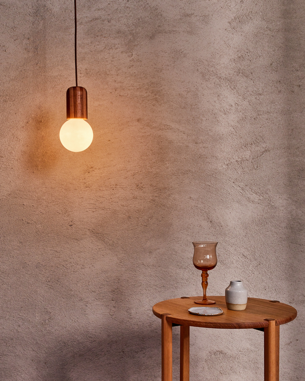 Vertical / Victorian Ash / Blackwood