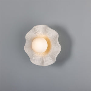 Ceramic Grooved Wall Light