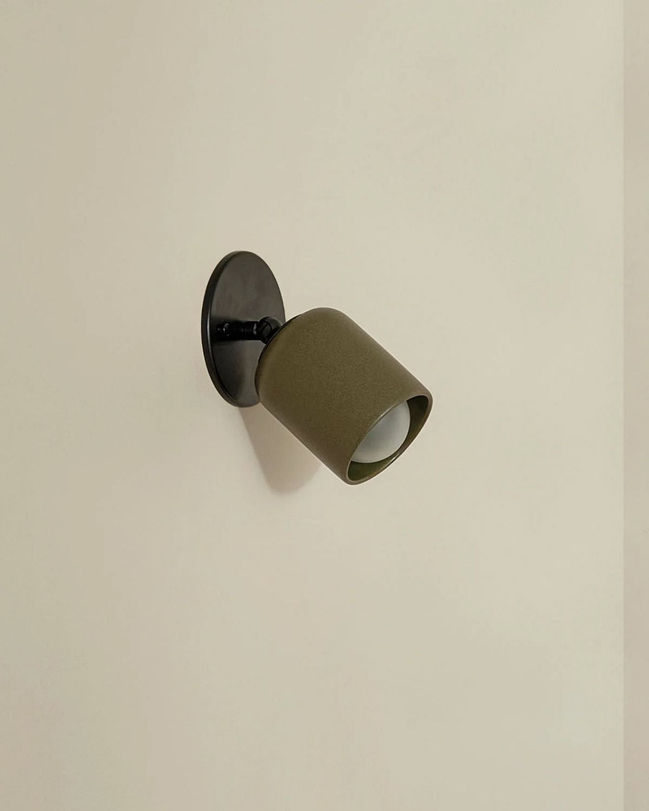 Light Extended Ceramic Short Extended Wall Light | Terra 1 | Lighting Collective