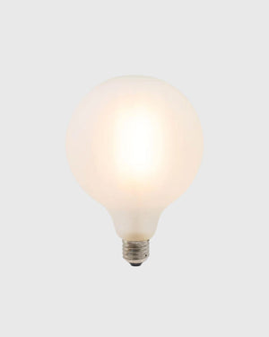 Dimmable E27 LED | G125 | 8W | 2700K - Lighting Collective