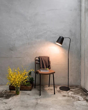 The Finch Floor Lamp | Black | Lighting Collective