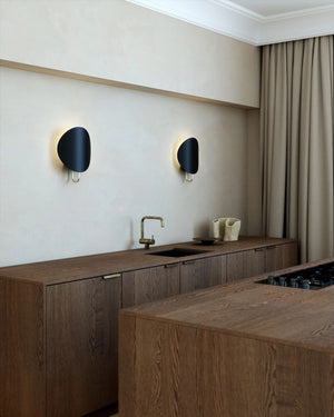 Modern Curved Disc Wall Light | Black