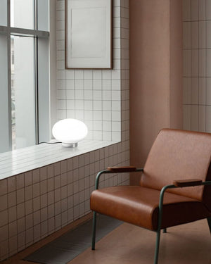 Oval White Glass Table Lamp | Maga