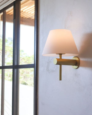 Simply Elegant Transitional Wall Light | Gold | Lighting Collective