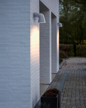 Minimal Single LED Wall Light