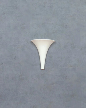 talian Made White Ceramic Cone Plaster Wall Light Light Off